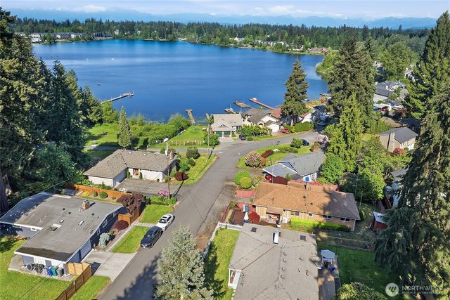 1216 118th Place SE, Everett, WA 98208