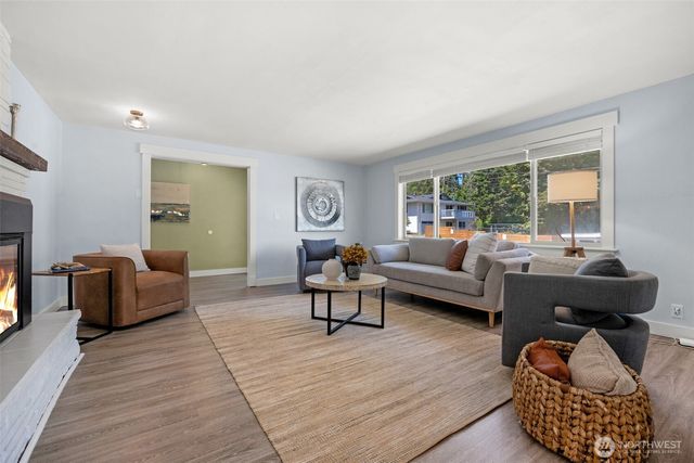 1216 118th Place SE, Everett, WA 98208