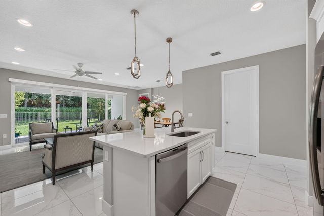 9685 Salty Bay Drive, Delray Beach, FL 33446