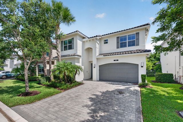 9685 Salty Bay Drive, Delray Beach, FL 33446