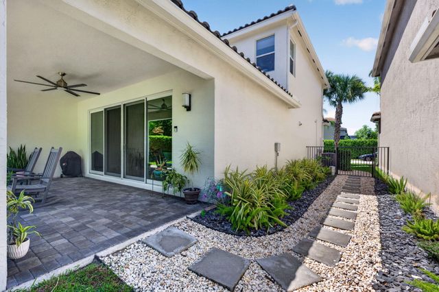 9685 Salty Bay Drive, Delray Beach, FL 33446