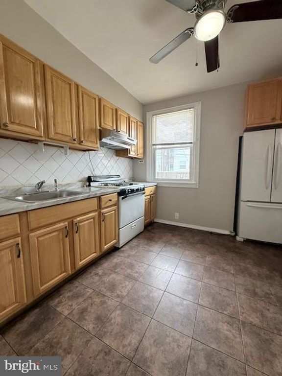 Image 5 of property listing at 5050 PENNWAY ST, Philadelphia, PA 19124
