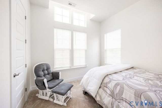 1799 Outrigger Dr, Chester, VA 23836