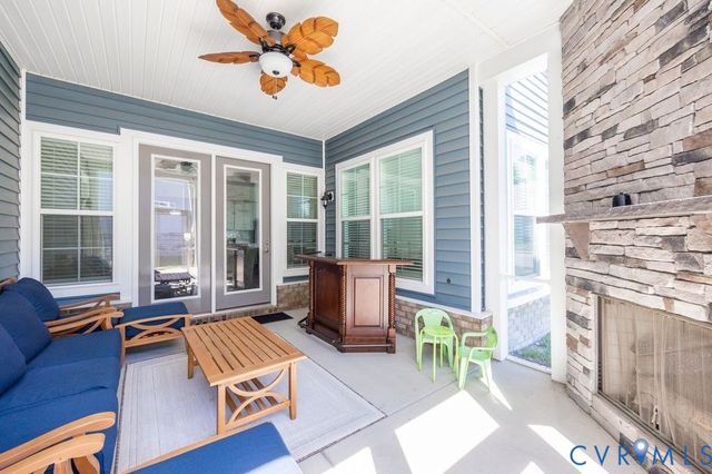 1799 Outrigger Dr, Chester, VA 23836