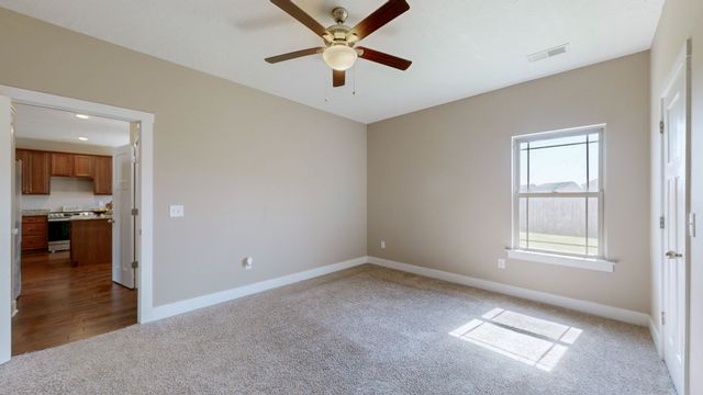 335 Providence Dr, Lebanon, TN 37087