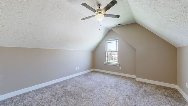 335 Providence Dr, Lebanon, TN 37087