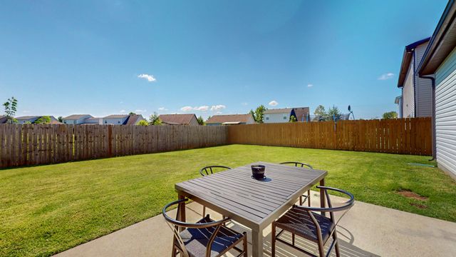 335 Providence Dr, Lebanon, TN 37087
