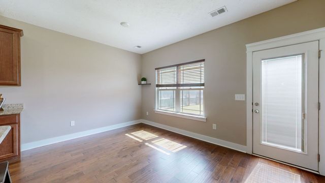 335 Providence Dr, Lebanon, TN 37087