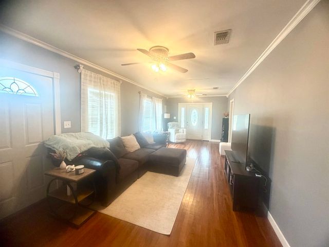 15693 East Main Street, Cut Off, LA 70345