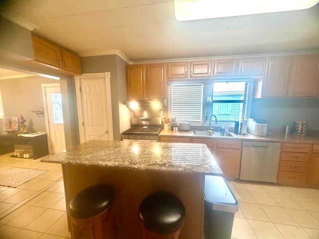 15693 East Main Street, Cut Off, LA 70345