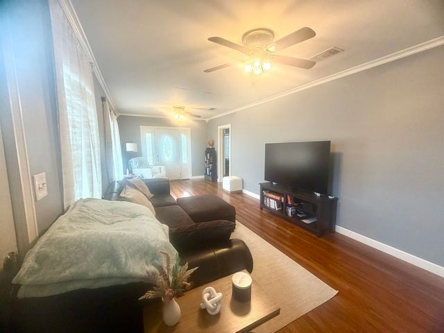15693 East Main Street, Cut Off, LA 70345