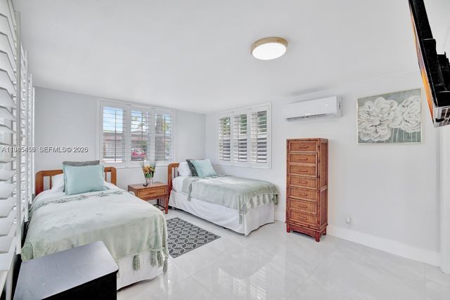 1001 SW 19th St, Fort Lauderdale, FL 33315