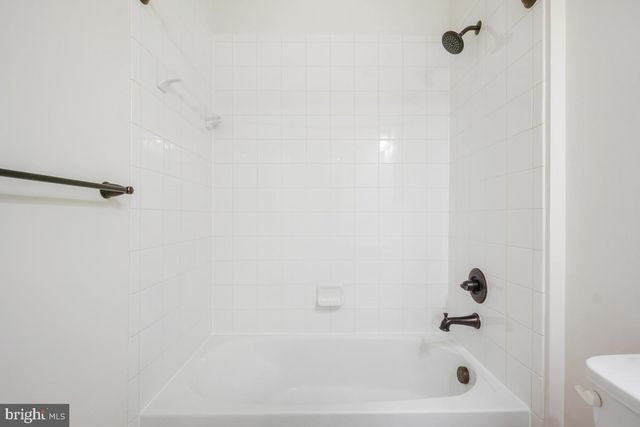 9119 LANDON HOUSE LN, Frederick, MD 21704