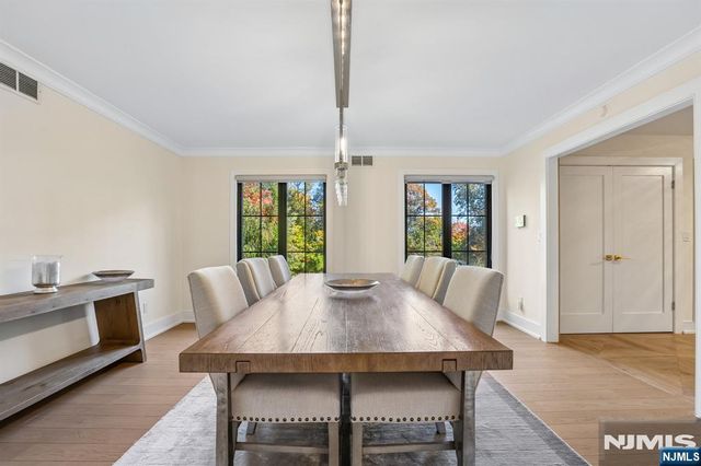 801 Pony Trail, Franklin Lakes, NJ 07417