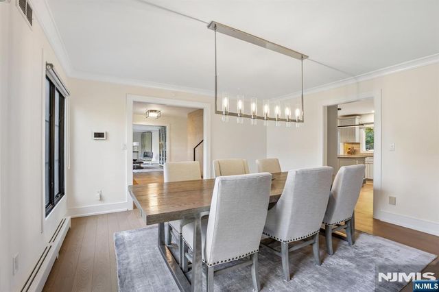 801 Pony Trail, Franklin Lakes, NJ 07417