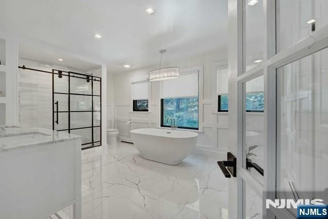 801 Pony Trail, Franklin Lakes, NJ 07417
