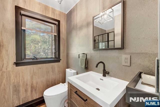 801 Pony Trail, Franklin Lakes, NJ 07417