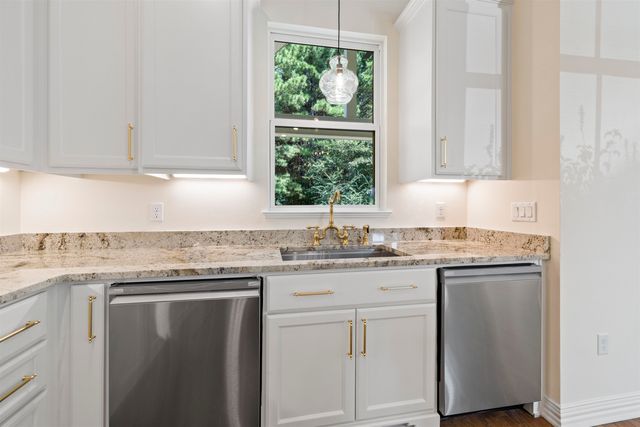 4228 Savannah Hills Lane, Longview, TX 75605