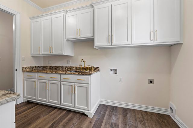 4228 Savannah Hills Lane, Longview, TX 75605