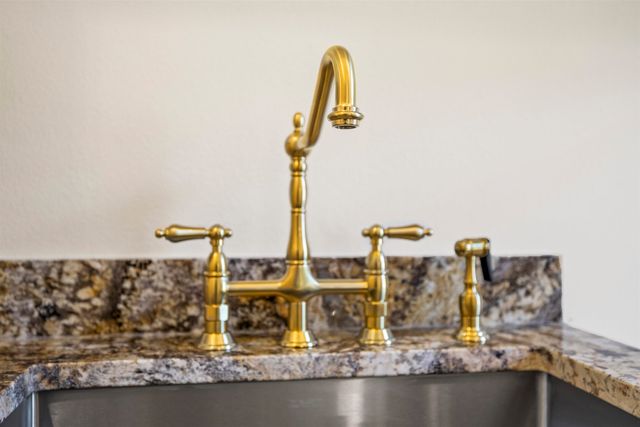 4228 Savannah Hills Lane, Longview, TX 75605