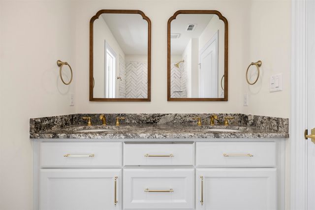 4228 Savannah Hills Lane, Longview, TX 75605