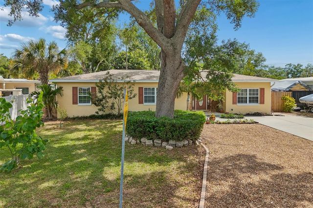 7508 13TH AVENUE N, St Petersburg, FL 33710