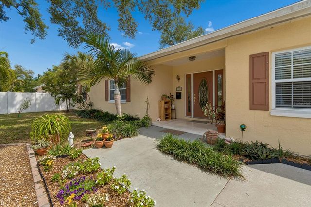 7508 13TH AVENUE N, St Petersburg, FL 33710