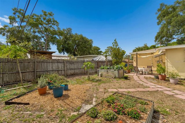 7508 13TH AVENUE N, St Petersburg, FL 33710