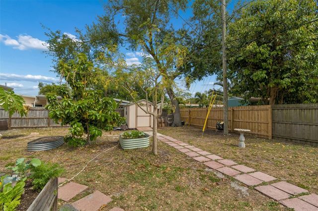 7508 13TH AVENUE N, St Petersburg, FL 33710