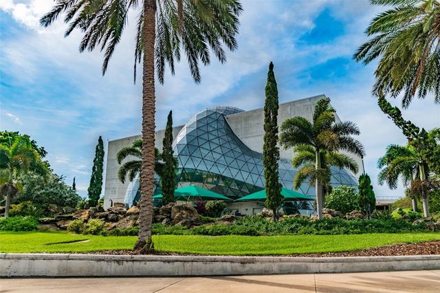 7508 13TH AVENUE N, St Petersburg, FL 33710