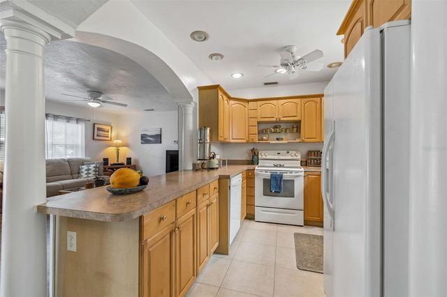 7508 13TH AVENUE N, St Petersburg, FL 33710