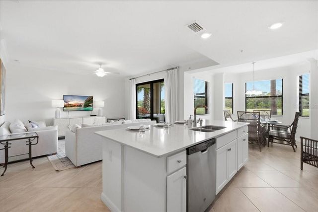 17724 GAWTHROP DRIVE 103, Bradenton, FL 34211