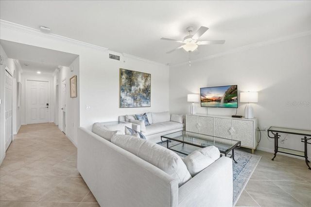 17724 GAWTHROP DRIVE 103, Bradenton, FL 34211