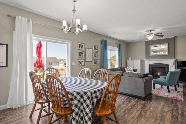 4305 Happiness Lane, Bettendorf, IA 52722