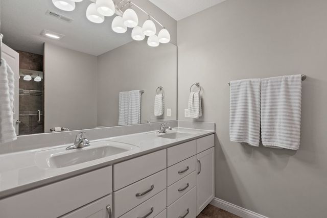 4305 Happiness Lane, Bettendorf, IA 52722