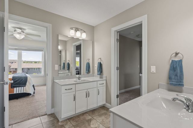 4305 Happiness Lane, Bettendorf, IA 52722