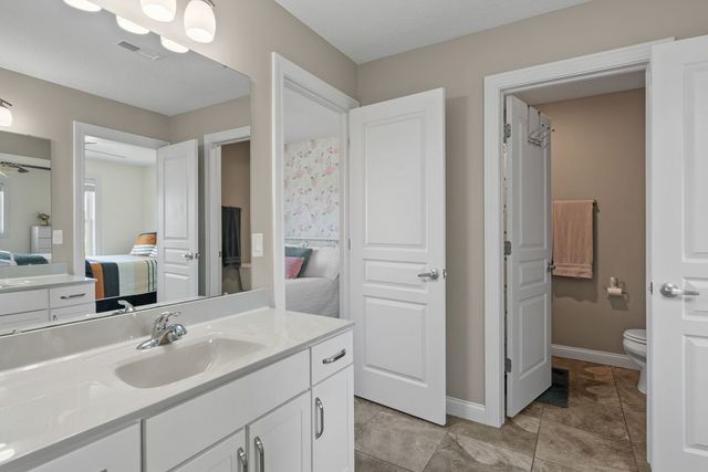 4305 Happiness Lane, Bettendorf, IA 52722