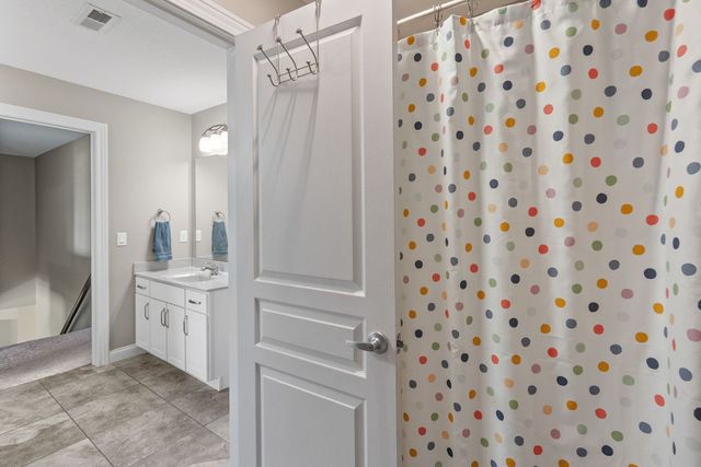 4305 Happiness Lane, Bettendorf, IA 52722