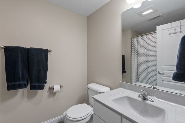 4305 Happiness Lane, Bettendorf, IA 52722