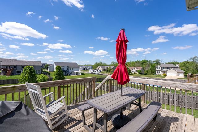 4305 Happiness Lane, Bettendorf, IA 52722
