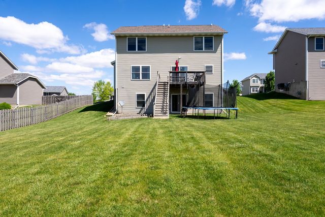 4305 Happiness Lane, Bettendorf, IA 52722