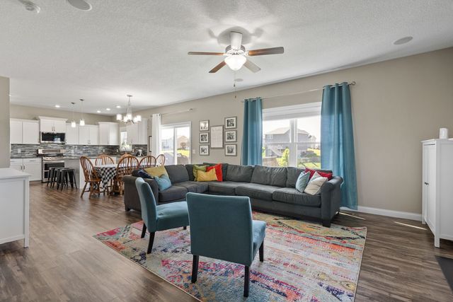 4305 Happiness Lane, Bettendorf, IA 52722