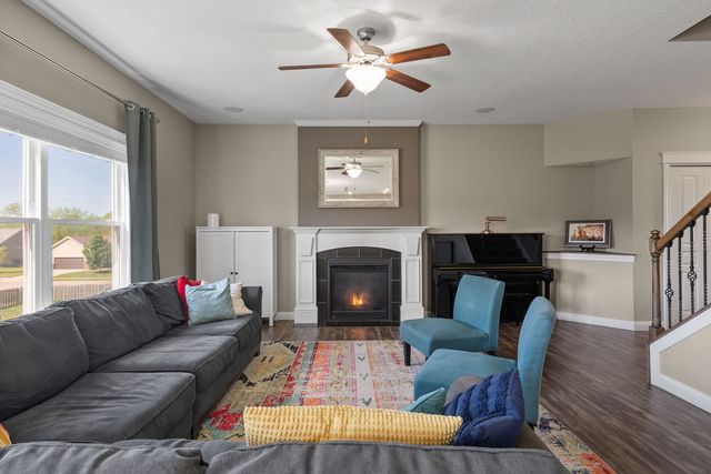 4305 Happiness Lane, Bettendorf, IA 52722