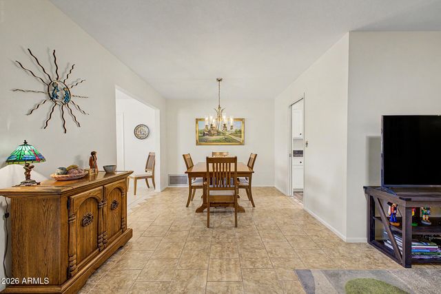 10509 W MISSION Lane, Sun City, AZ 85351