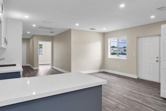 2451 NW 21st Street, Fort Lauderdale, FL 33311