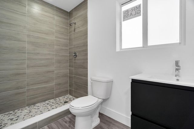 2451 NW 21st Street, Fort Lauderdale, FL 33311