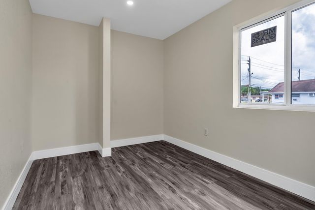 2451 NW 21st Street, Fort Lauderdale, FL 33311