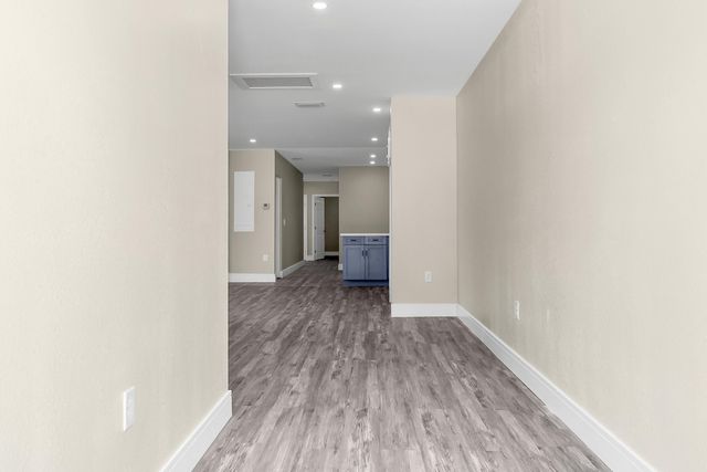 2451 NW 21st Street, Fort Lauderdale, FL 33311