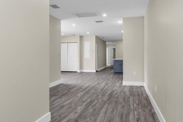 2451 NW 21st Street, Fort Lauderdale, FL 33311