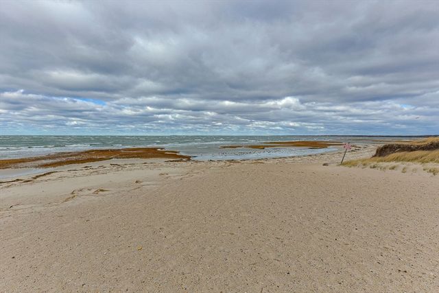 42 Old Colony Way APT 28, Orleans, MA 02653